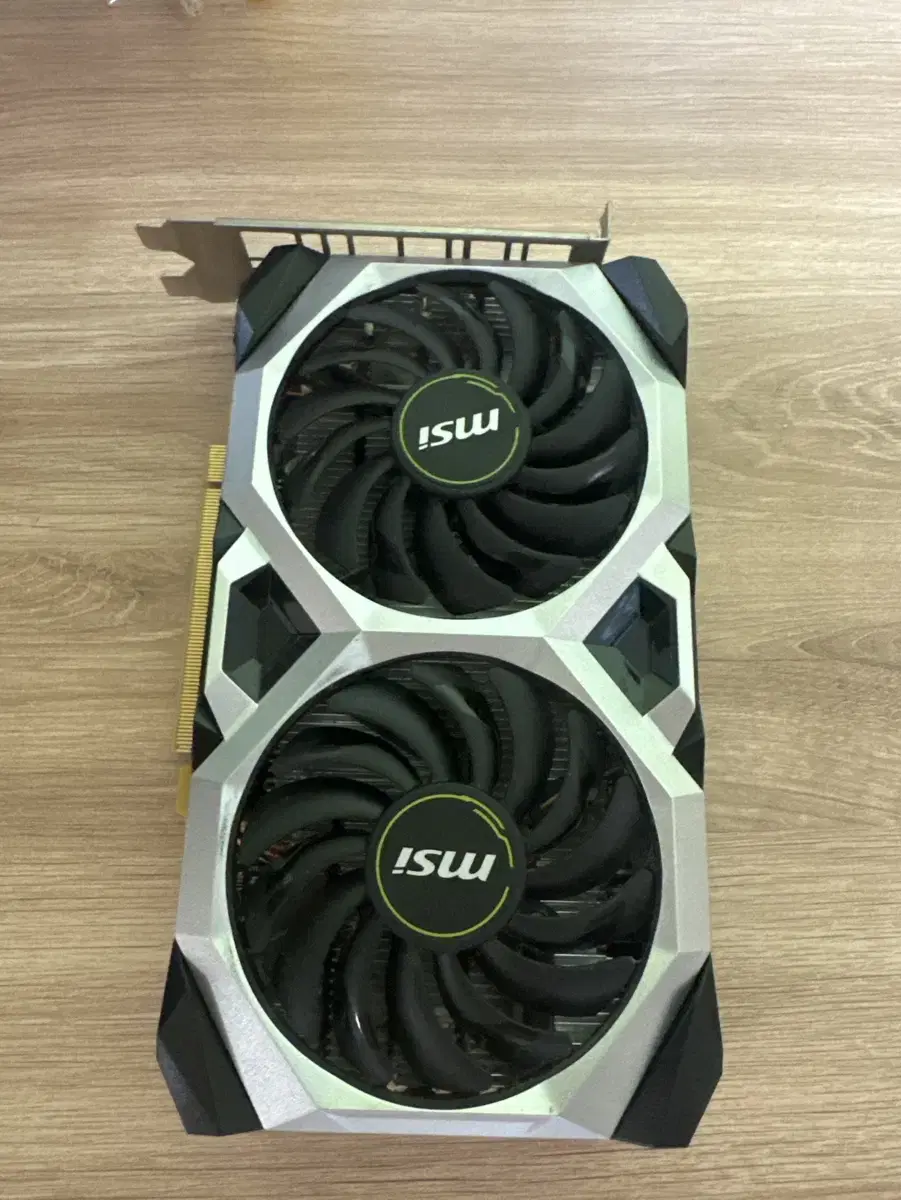 msi gtx 1660 그래픽카드